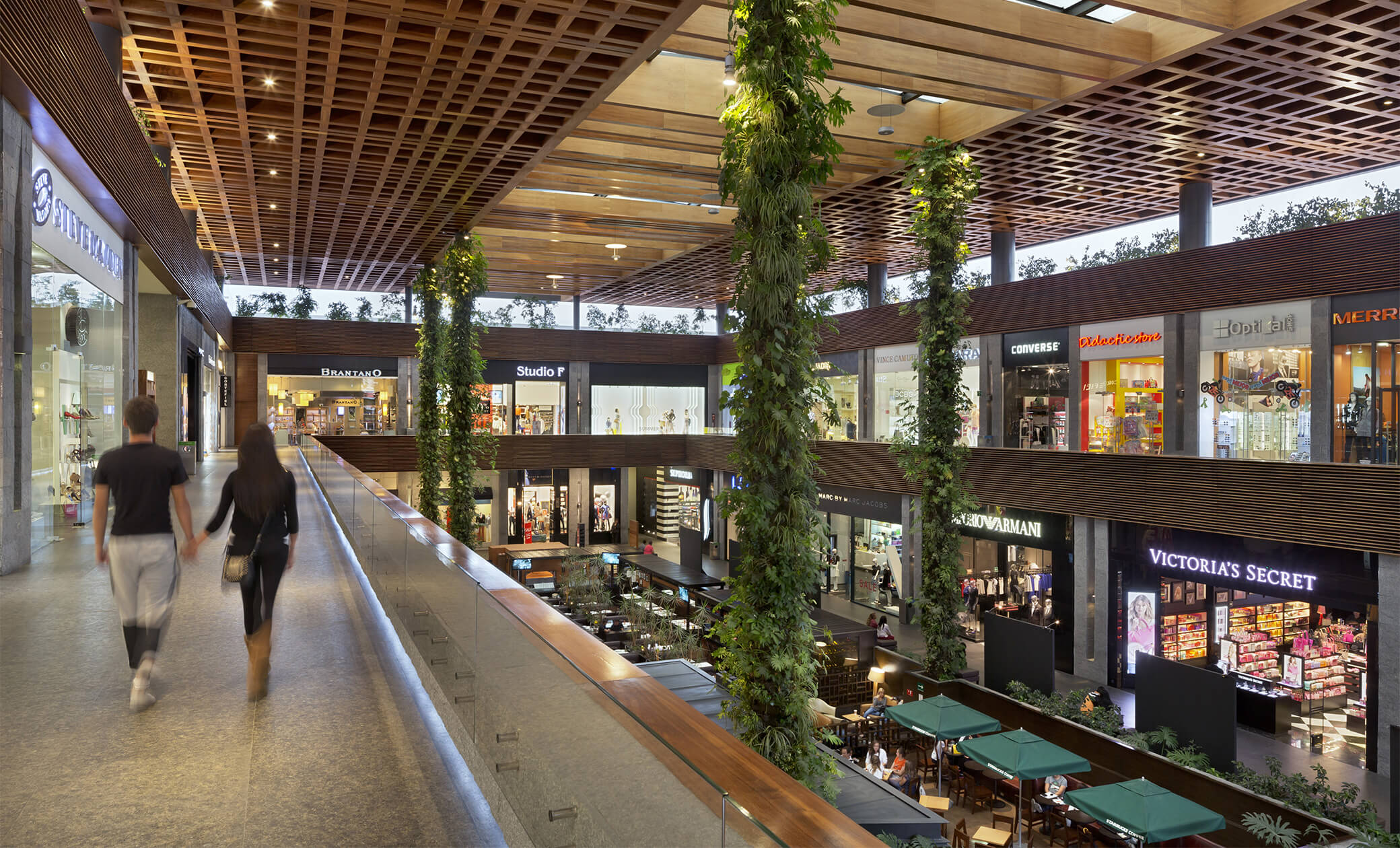 Publicidad en Luxury Hall