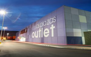 Apertura de centros comerciales en Monterrey